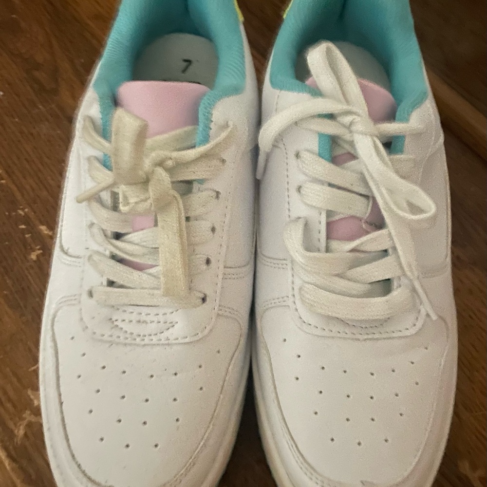 Time and Tru White Athletic Shoes with Pink and Blue Accents